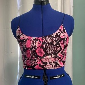 Small snake print pink crop top